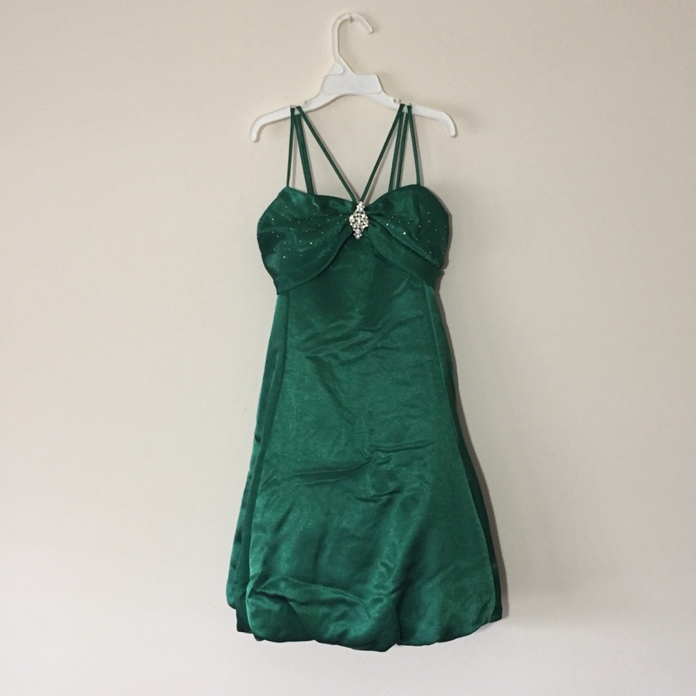 🌻 New Girls Green Dress